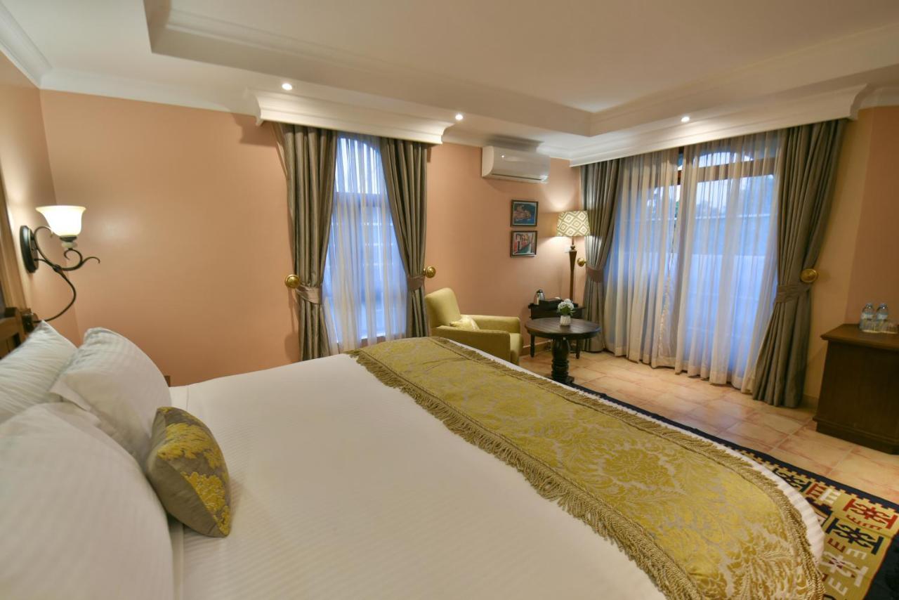 Casa Solada Hotel Kampala Exterior foto